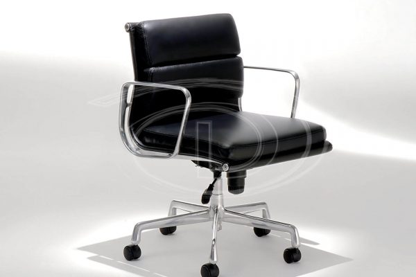 cadeira-EA-217-soft-espaldar-baixo-com-braco-gir-e-reg-alt